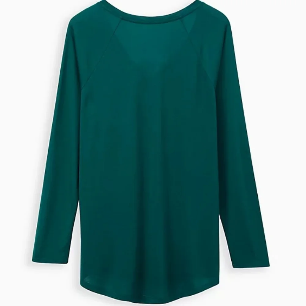 NWT - Torrid Classic Fit Raglan Tee - Sz 5X - Picture 2 of 4